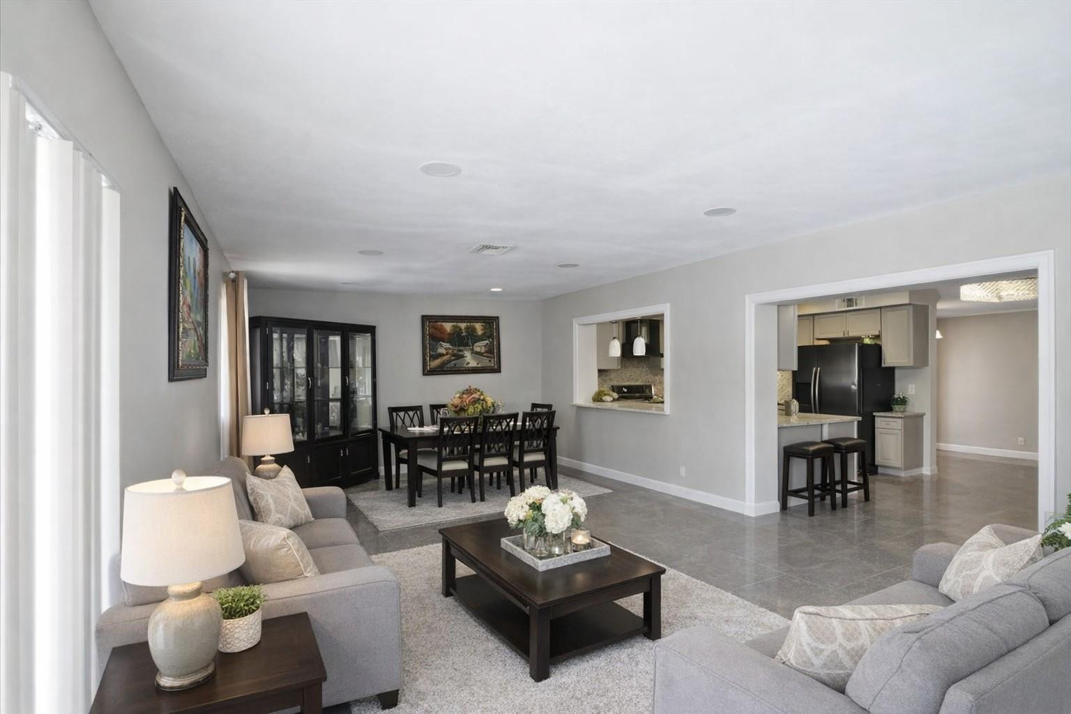 640 Southwest 68th Terrace Pembroke Pines, FL 33023 - Photo 17 of 33 Photo 17