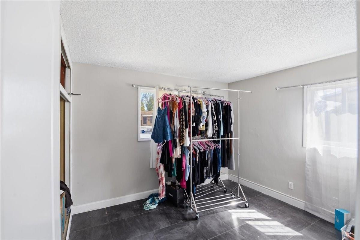 640 Southwest 68th Terrace Pembroke Pines, FL 33023 - Photo 23 of 33 Photo 23