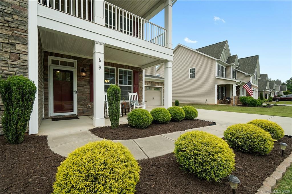 819 Solandra Way Tega Cay, SC 29708 - Photo 3 of 46