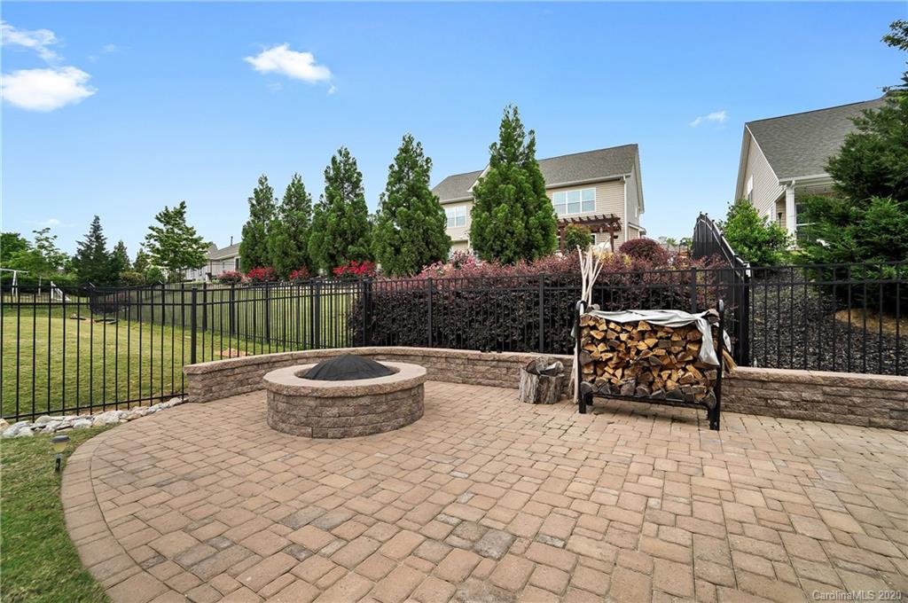 819 Solandra Way Tega Cay, SC 29708 - Photo 40 of 46