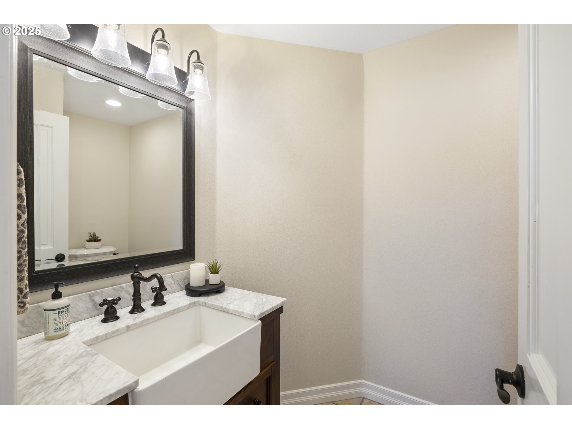 14212 South Mueller Road Oregon City, OR 97045 - Photo 19 of 48