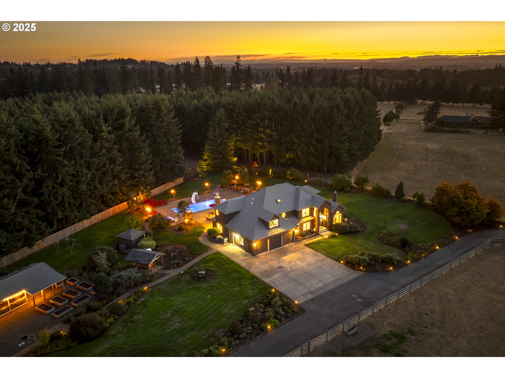 14212 South Mueller Road Oregon City, OR 97045 - Photo 40 of 48