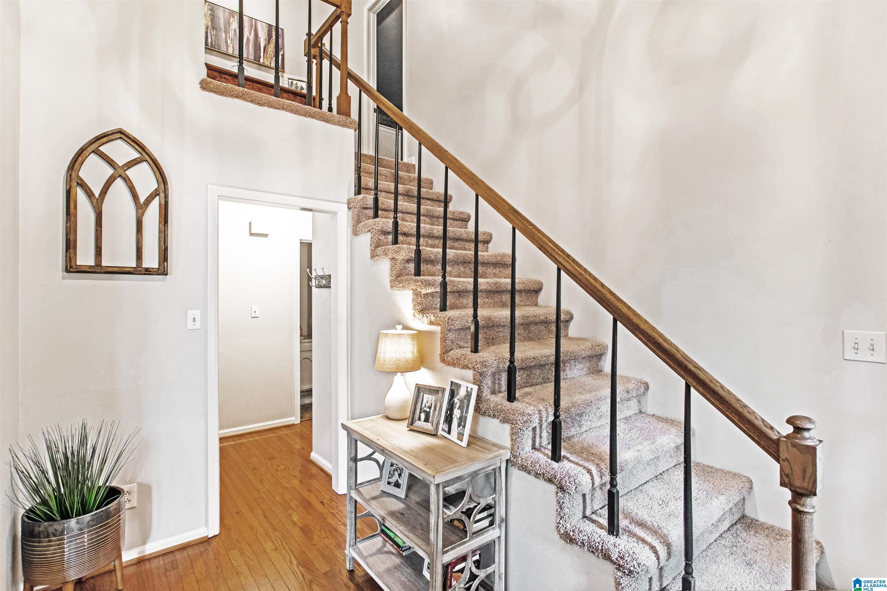 5192 Colonial Park Road Birmingham, AL 35242 - Photo 2 of 32 Gallery Image 2