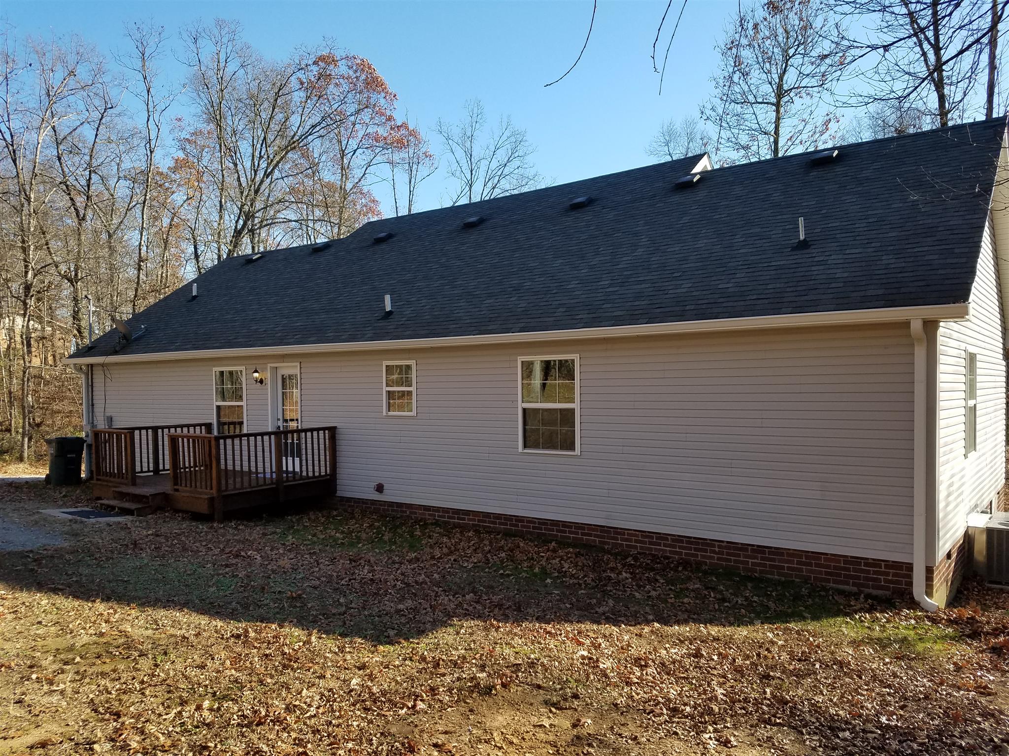1300 Glendale Road Dickson, TN 37055 - Photo 14 of 30 a front view of a house