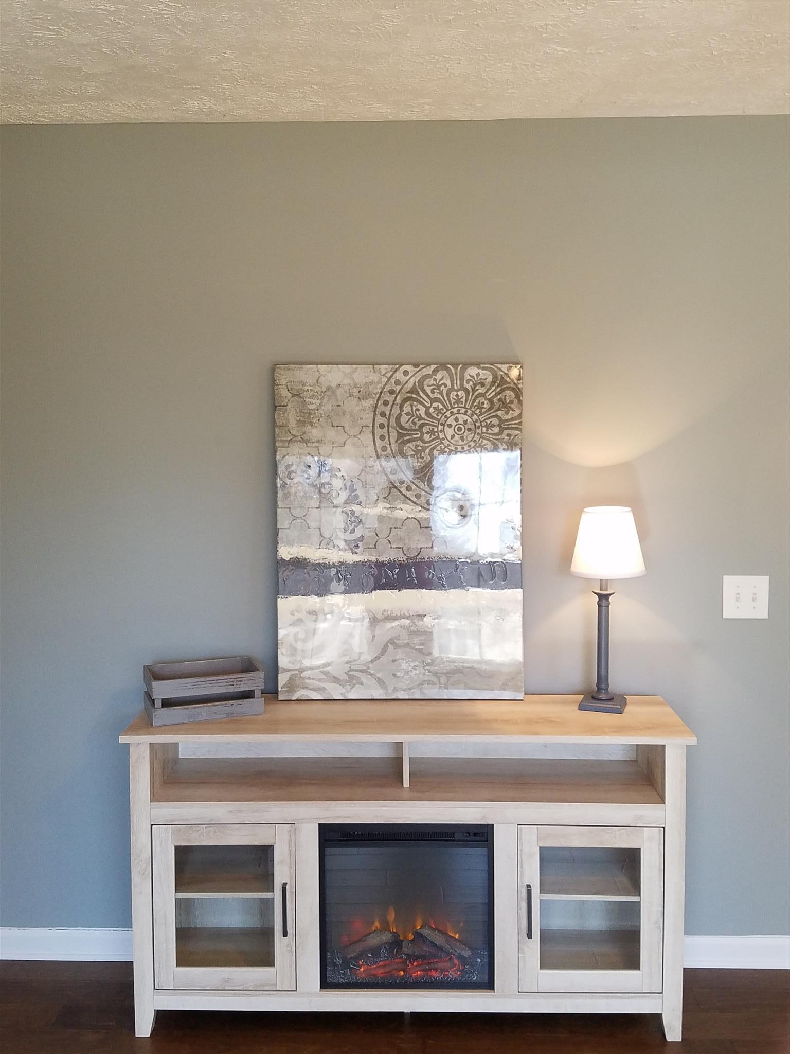 1300 Glendale Road Dickson, TN 37055 - Photo 20 of 30 a view of fireplace with wooden floor