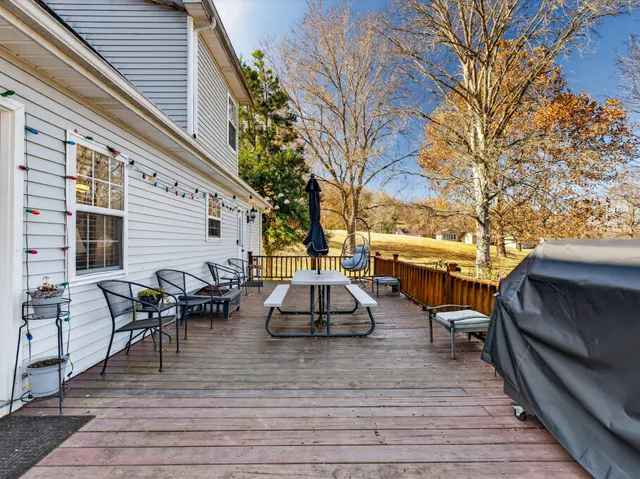 a view of outdoor space with seating space