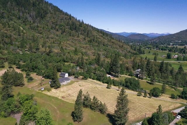 570 Schiefflin Gulch Road Gold Hill, OR 97525 - Photo 4 of 32 4
