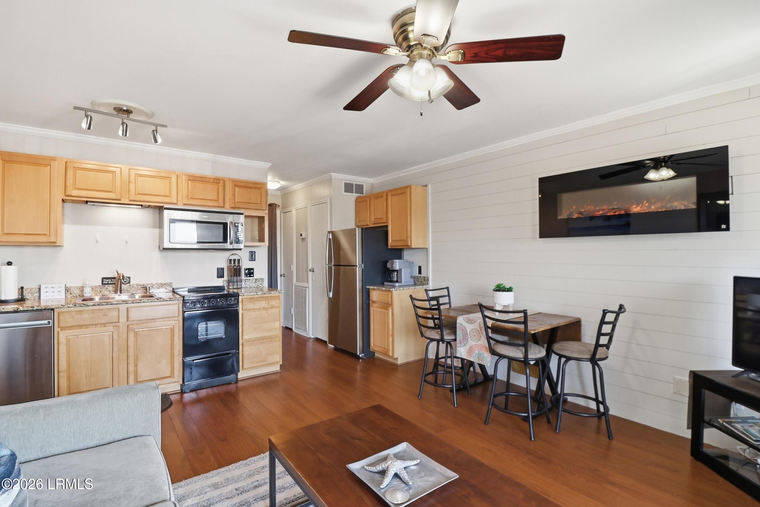 40 Folly Field Road, Unit 344B Hilton Head Island, SC 29928 - Photo 11 of 42 10_3w0a6305