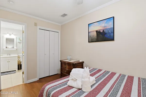 $275,000 | 40 Folly Field Road, Unit 344B, Hilton Head Island, SC 29928
