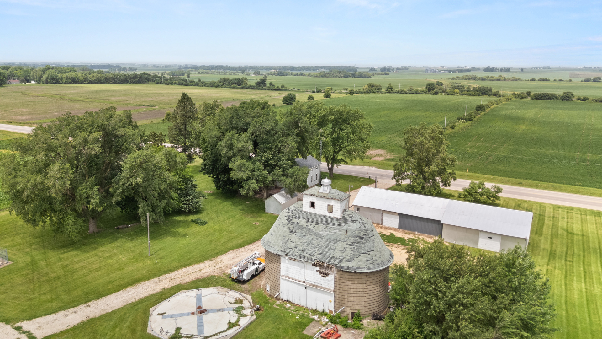 14286 Highway 72 Genoa, IL 60135 - Photo 23 of 33
