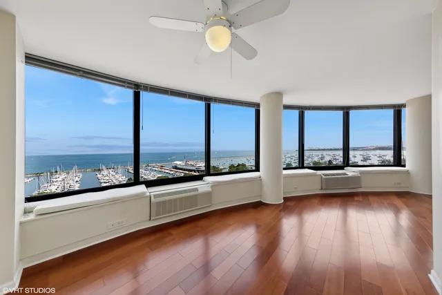 $2,700 | 155 North Harbor Drive, Unit 509, Chicago, IL 60601