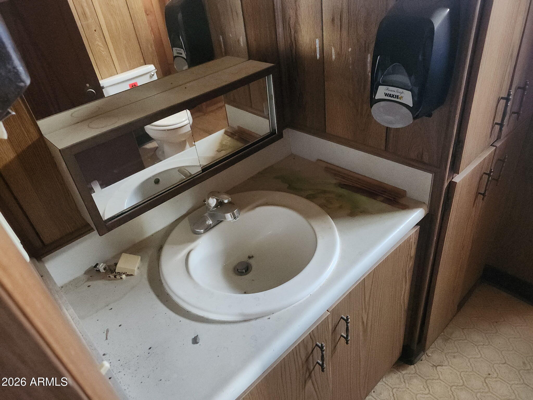 8602 Fox Place Show Low, AZ 85901 - Photo 20 of 20 a utility room with a sink