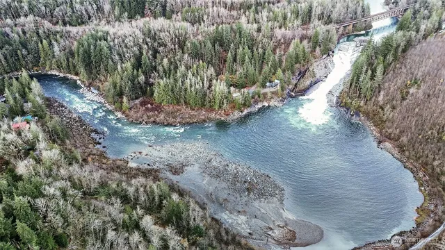 a view of a backyard of the house
