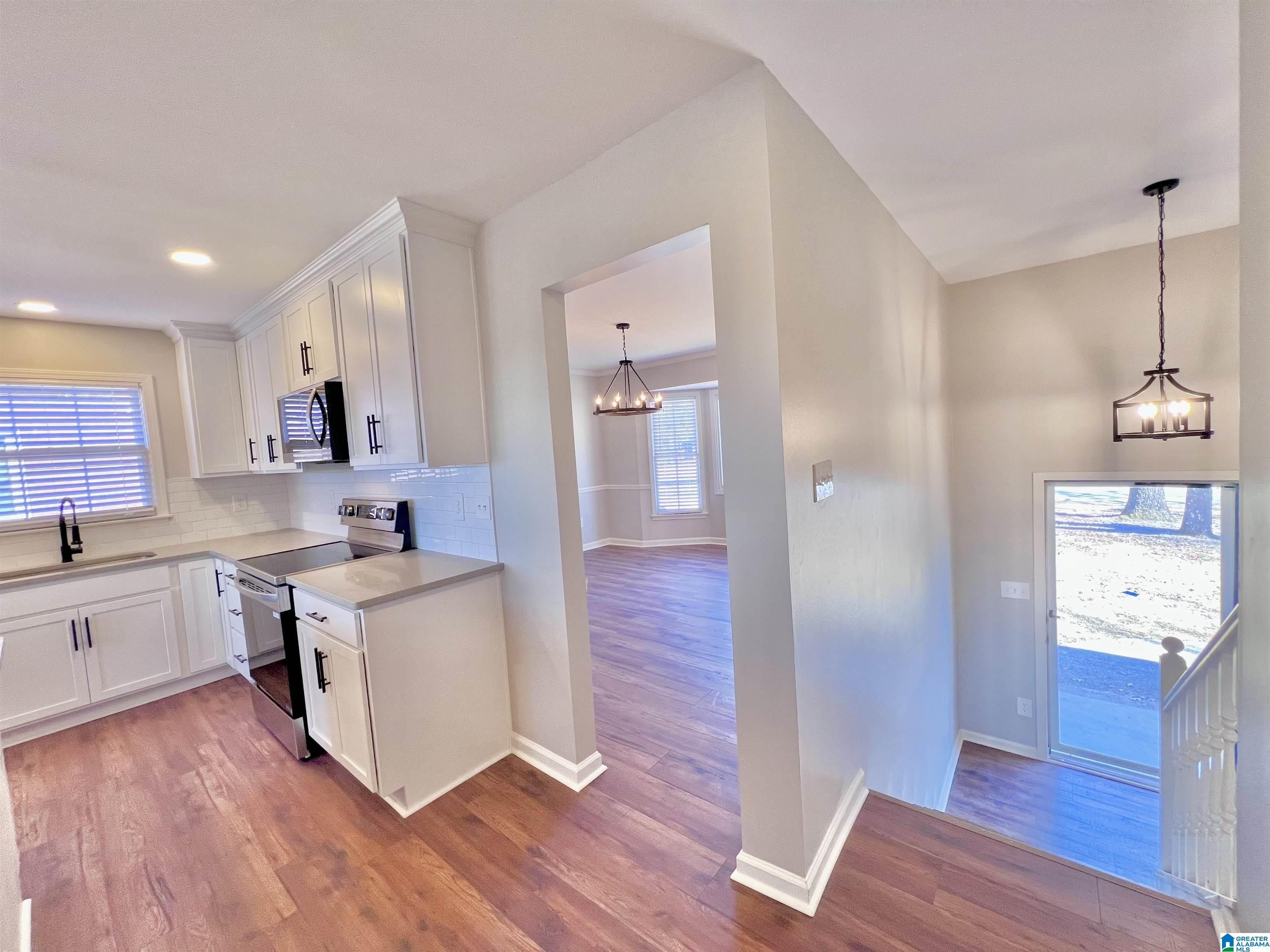 1509 Sequoia Trail Alabaster, AL 35007 - Photo 4 of 28