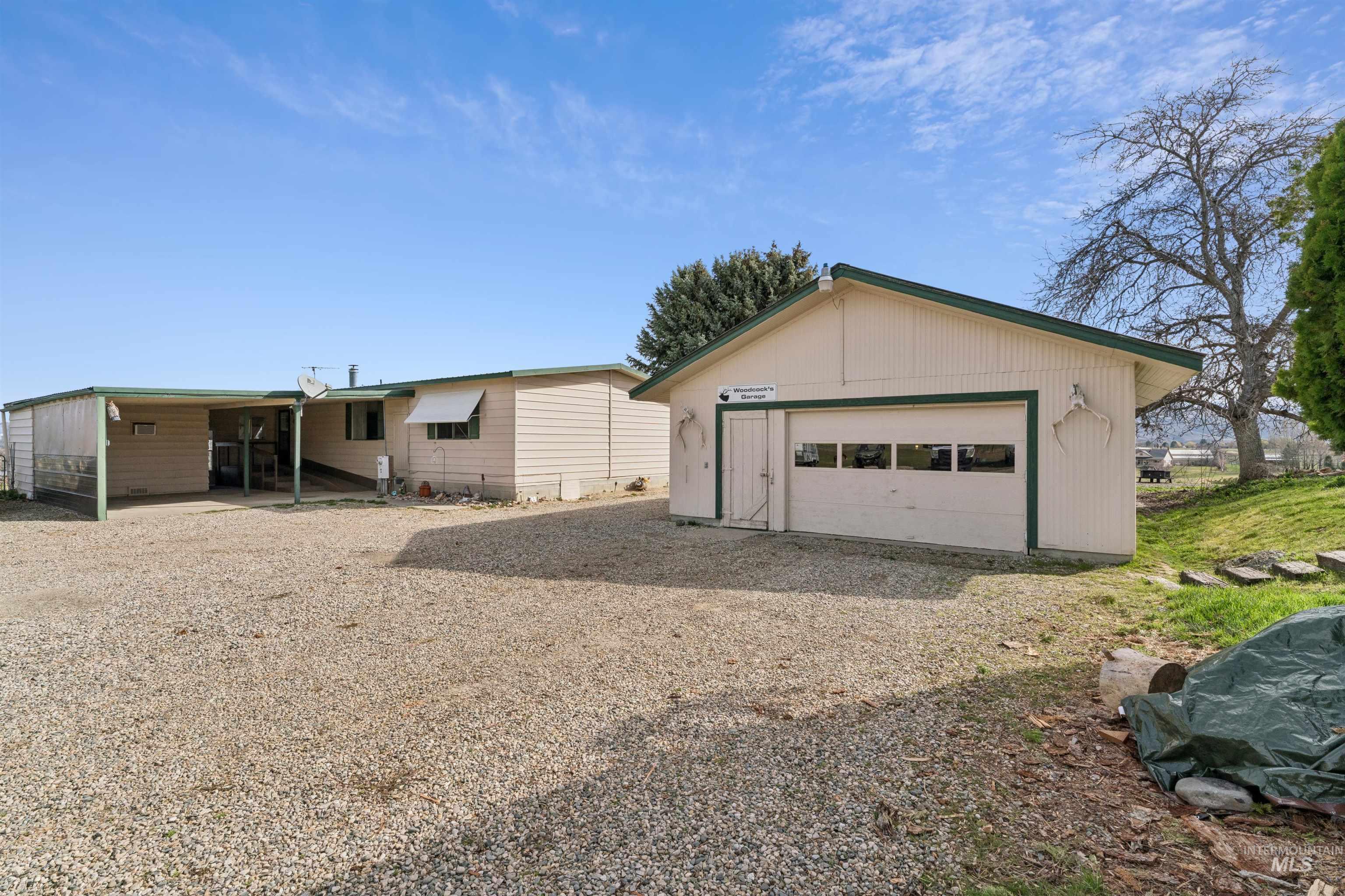 5315 Montour Road Emmett, ID 83617 - Photo 2 of 35