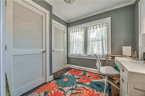 $215,000 | 4314 Oak Street, Unit 1N, Kansas City, MO 64111