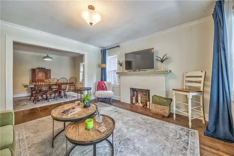 $215,000 | 4314 Oak Street, Unit 1N, Kansas City, MO 64111