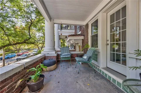 $215,000 | 4314 Oak Street, Unit 1N, Kansas City, MO 64111