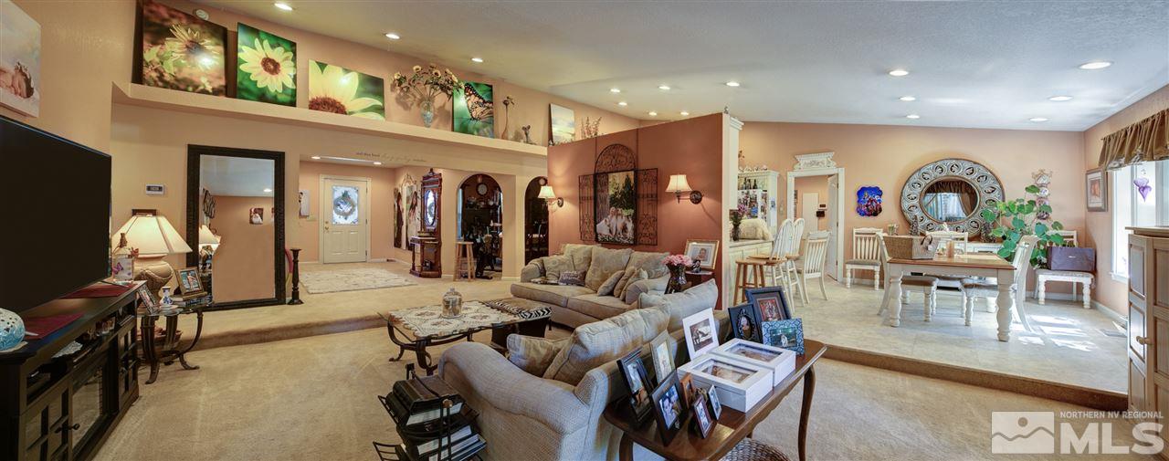 5721 Rivers Edge Drive Fallon, NV 89406 - Photo 3 of 17 a living room with furniture