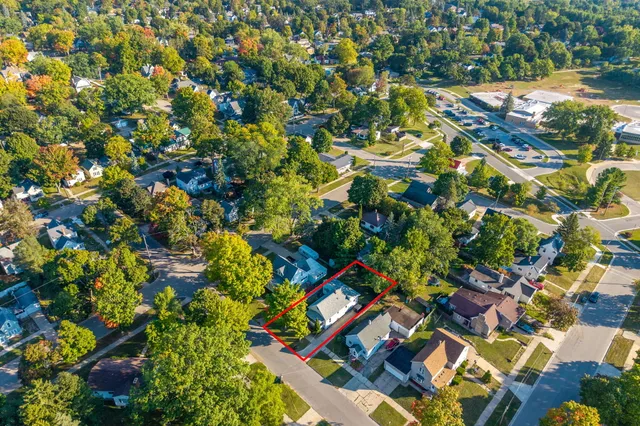 $184,900 | 607 Maple Street, Cadillac, MI 49601