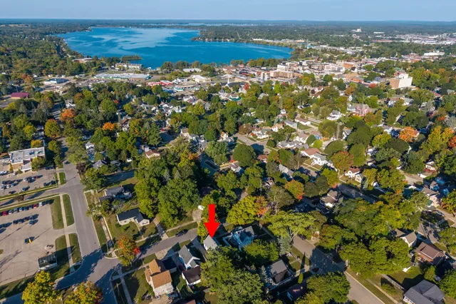 $184,900 | 607 Maple Street, Cadillac, MI 49601