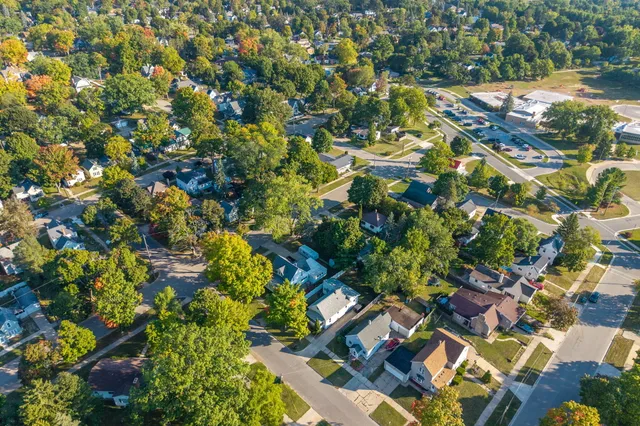 $184,900 | 607 Maple Street, Cadillac, MI 49601