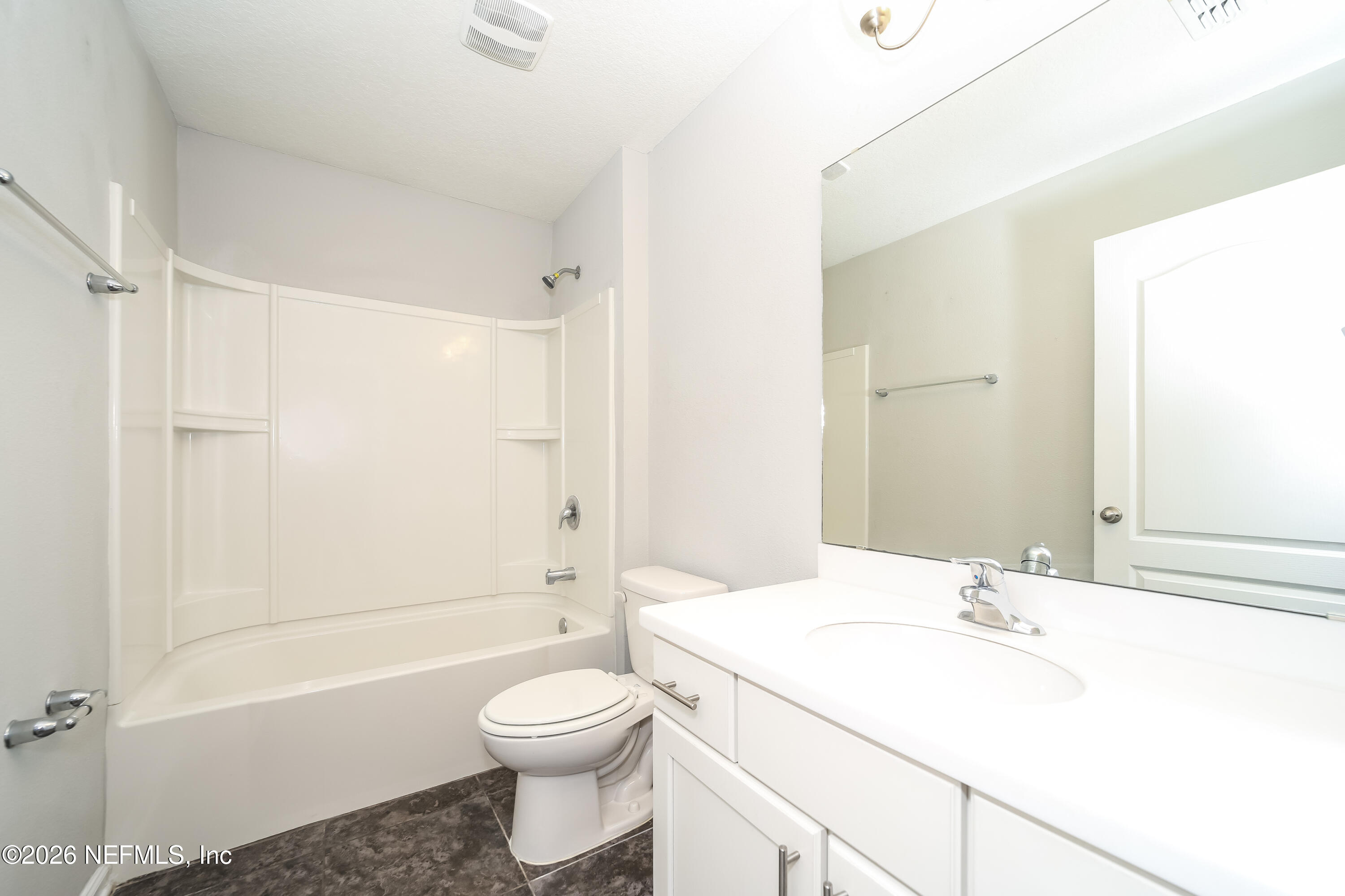 12385 Sacha Road Jacksonville, FL 32226 - Photo 7 of 15 1000050.12385 Sacha Road - Bathroom