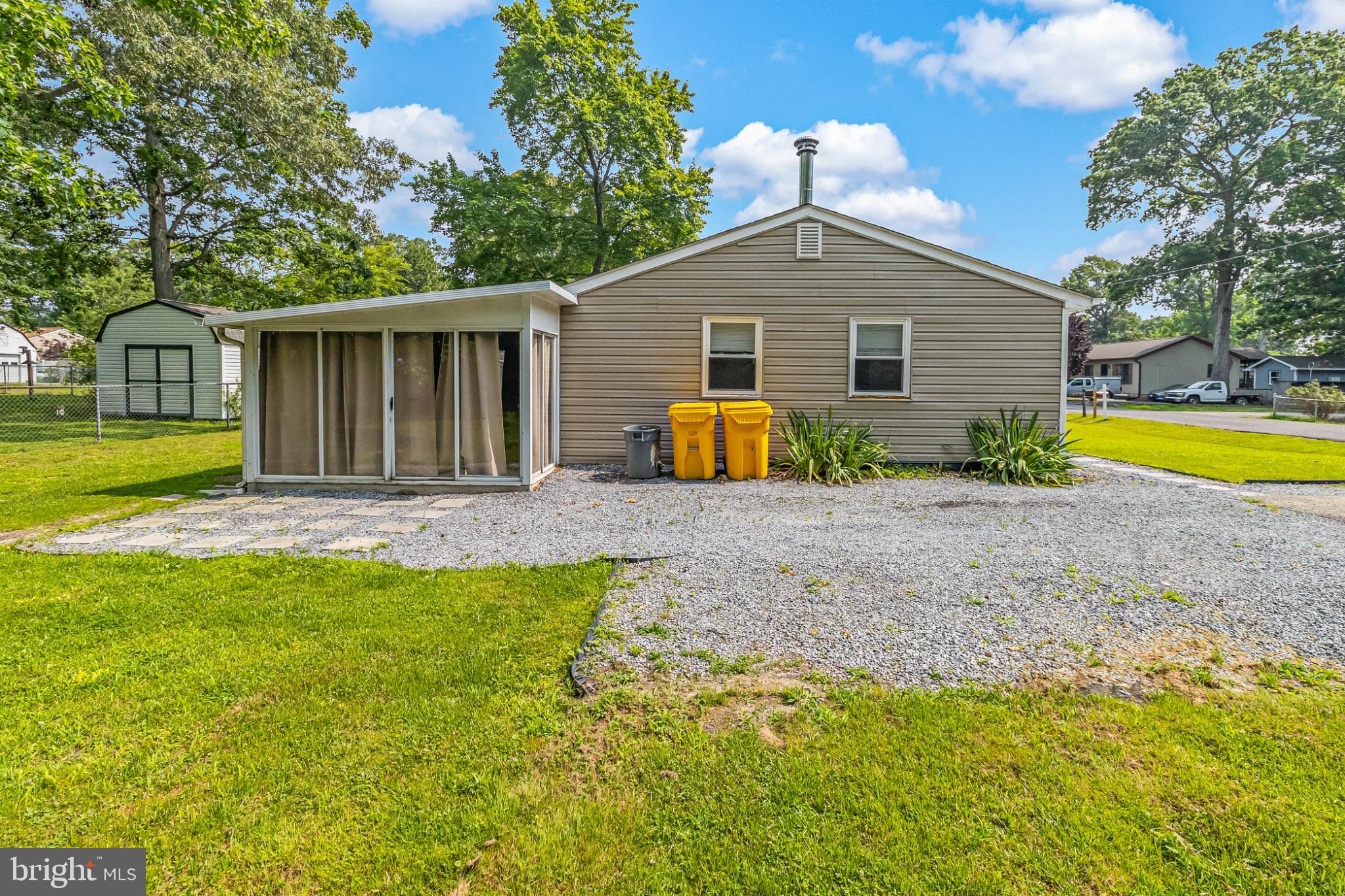4738 Washington Avenue Shady Side, MD 20764 - Photo 18 of 30 ample space for outdoor furniture or parking