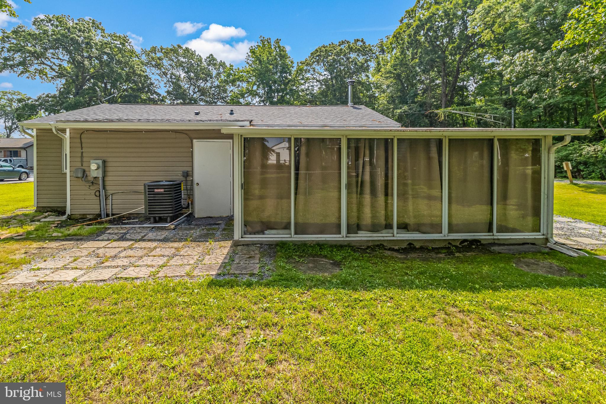 4738 Washington Avenue Shady Side, MD 20764 - Photo 19 of 30 backyard/sunroom