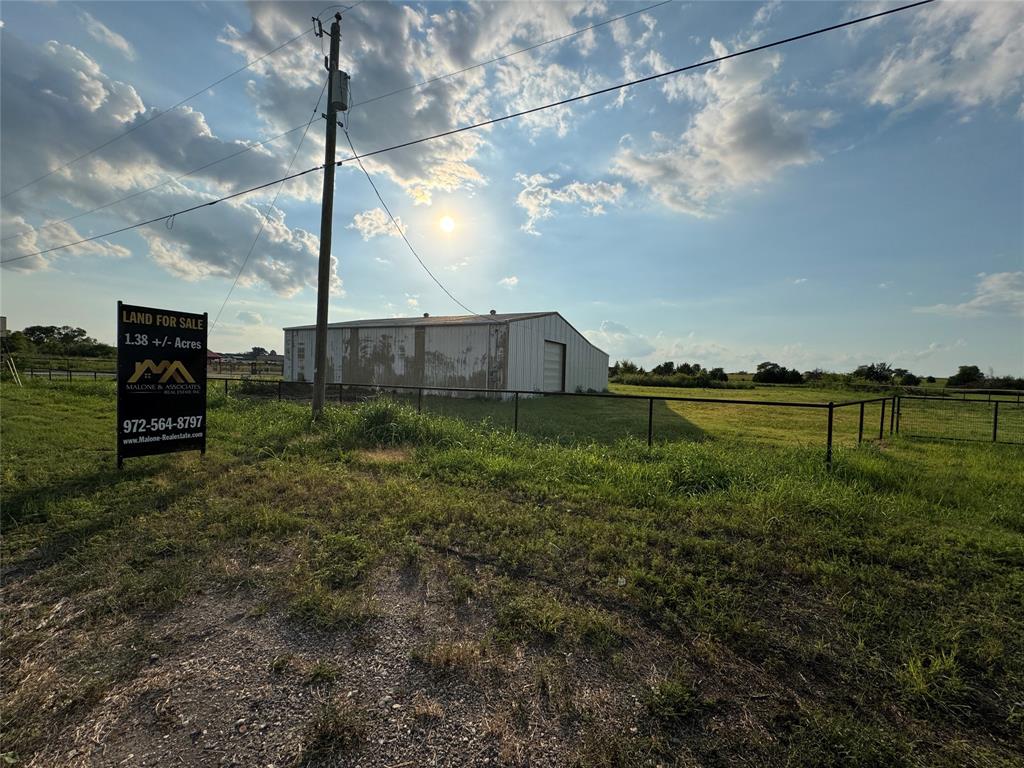 13625 Reeder Road Forney, TX 75126 - Photo 2 of 18 a view of a backyard