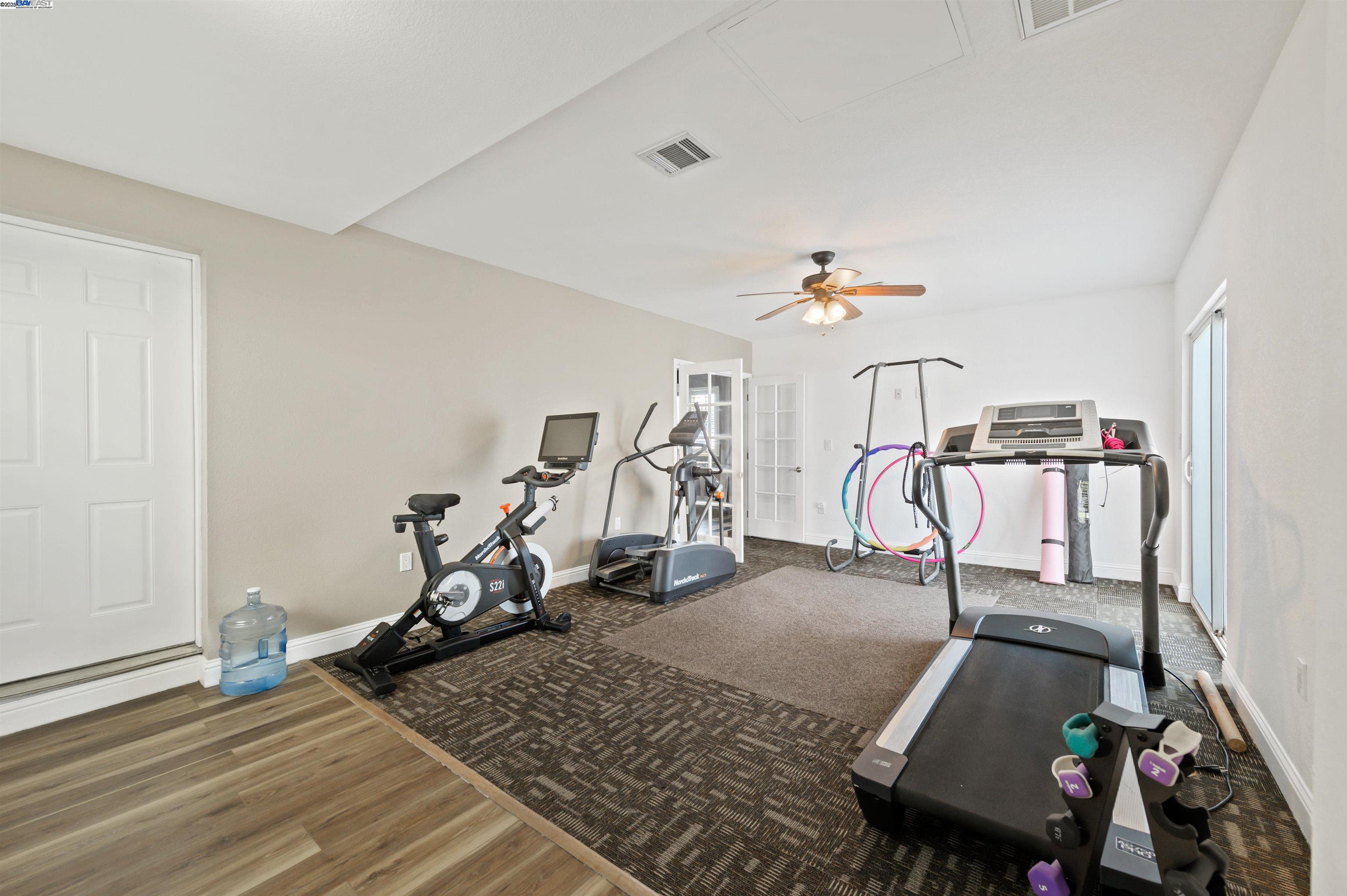 23551 Rancho Ramon Court Tracy, CA 95304 - Photo 25 of 59