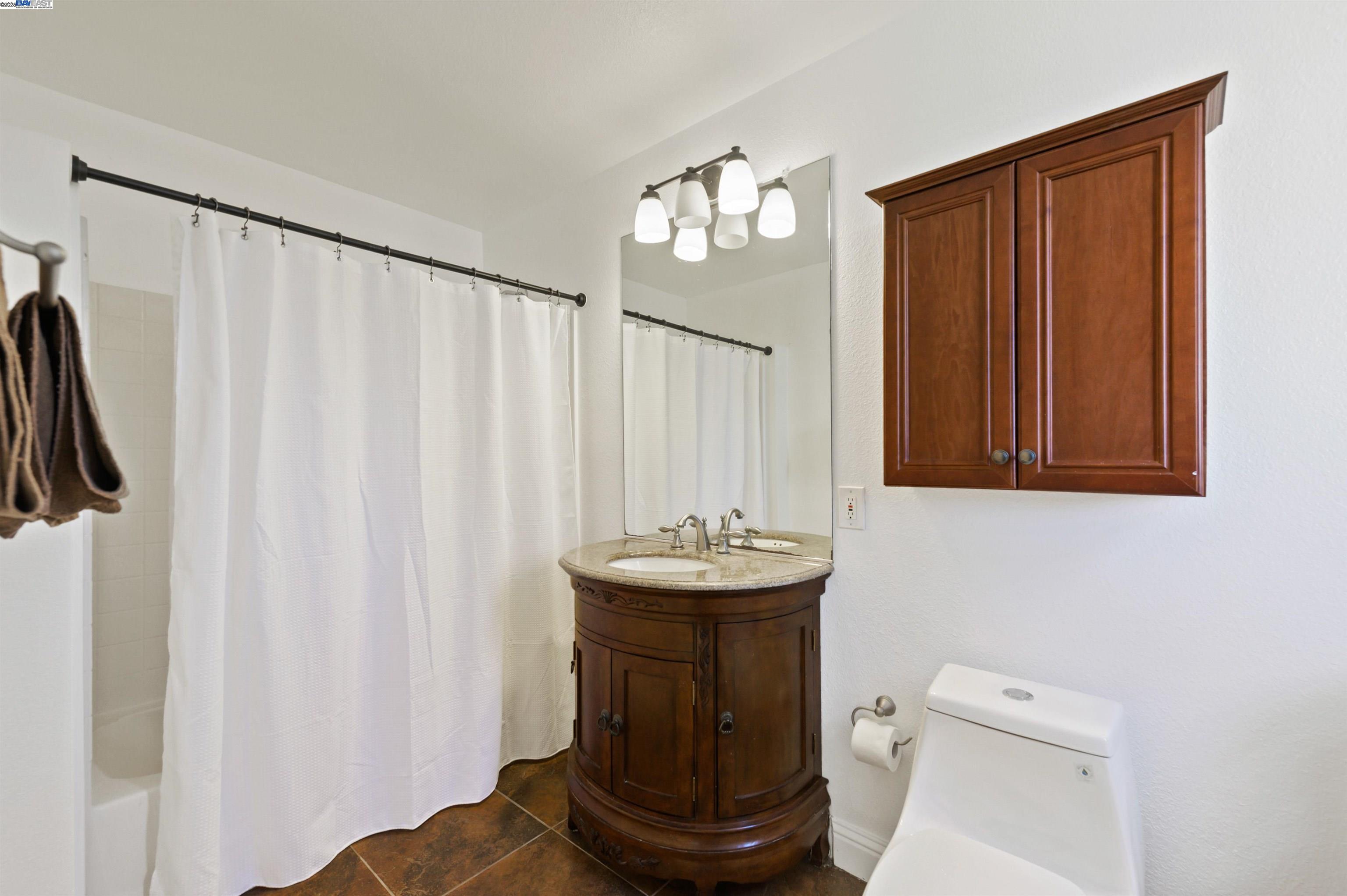 23551 Rancho Ramon Court Tracy, CA 95304 - Photo 27 of 59