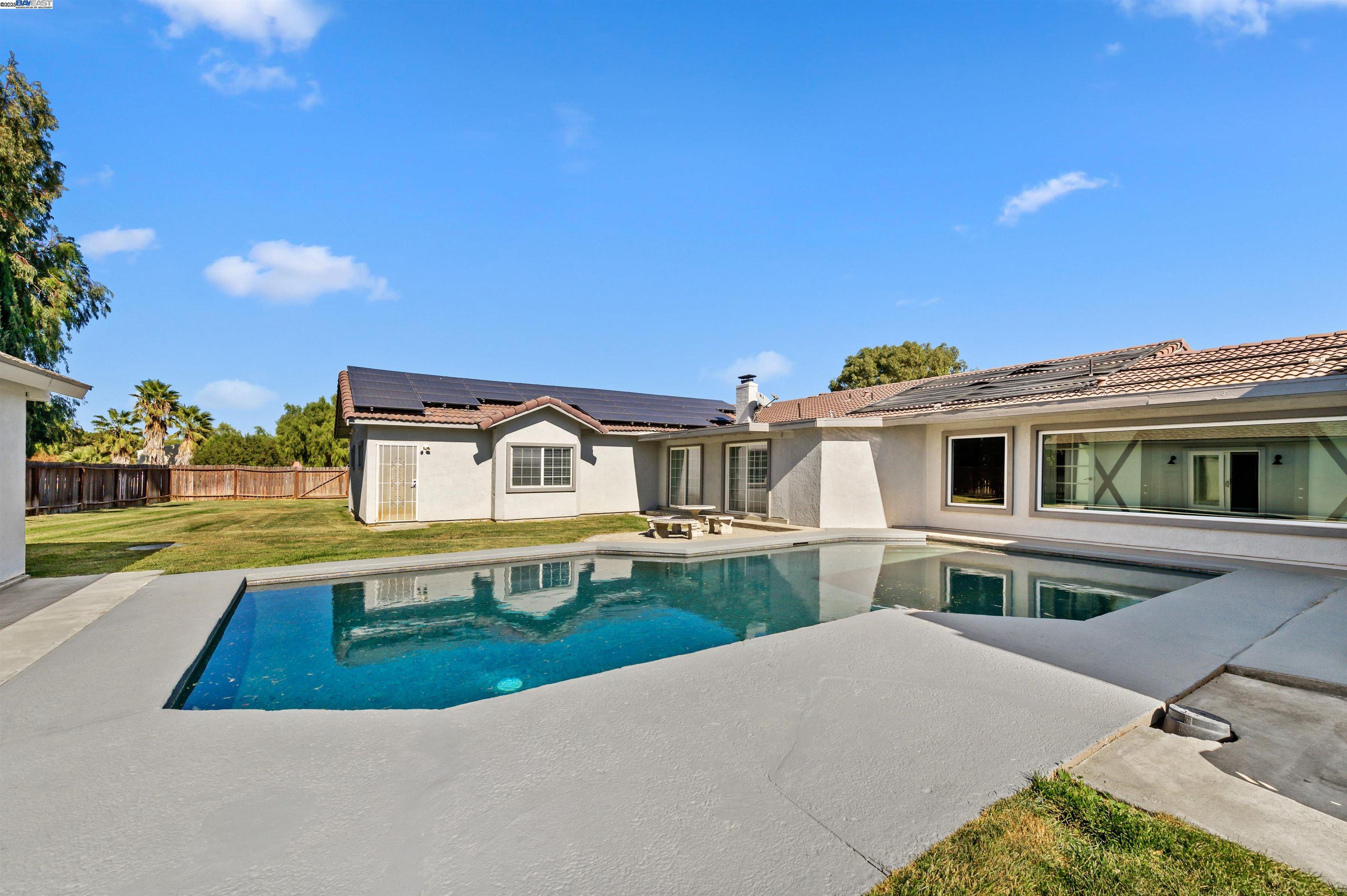 23551 Rancho Ramon Court Tracy, CA 95304 - Photo 38 of 59