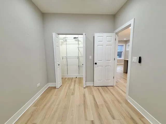 $3,800 | 4908 North Rockwell Street, Unit 2, Chicago, IL 60625