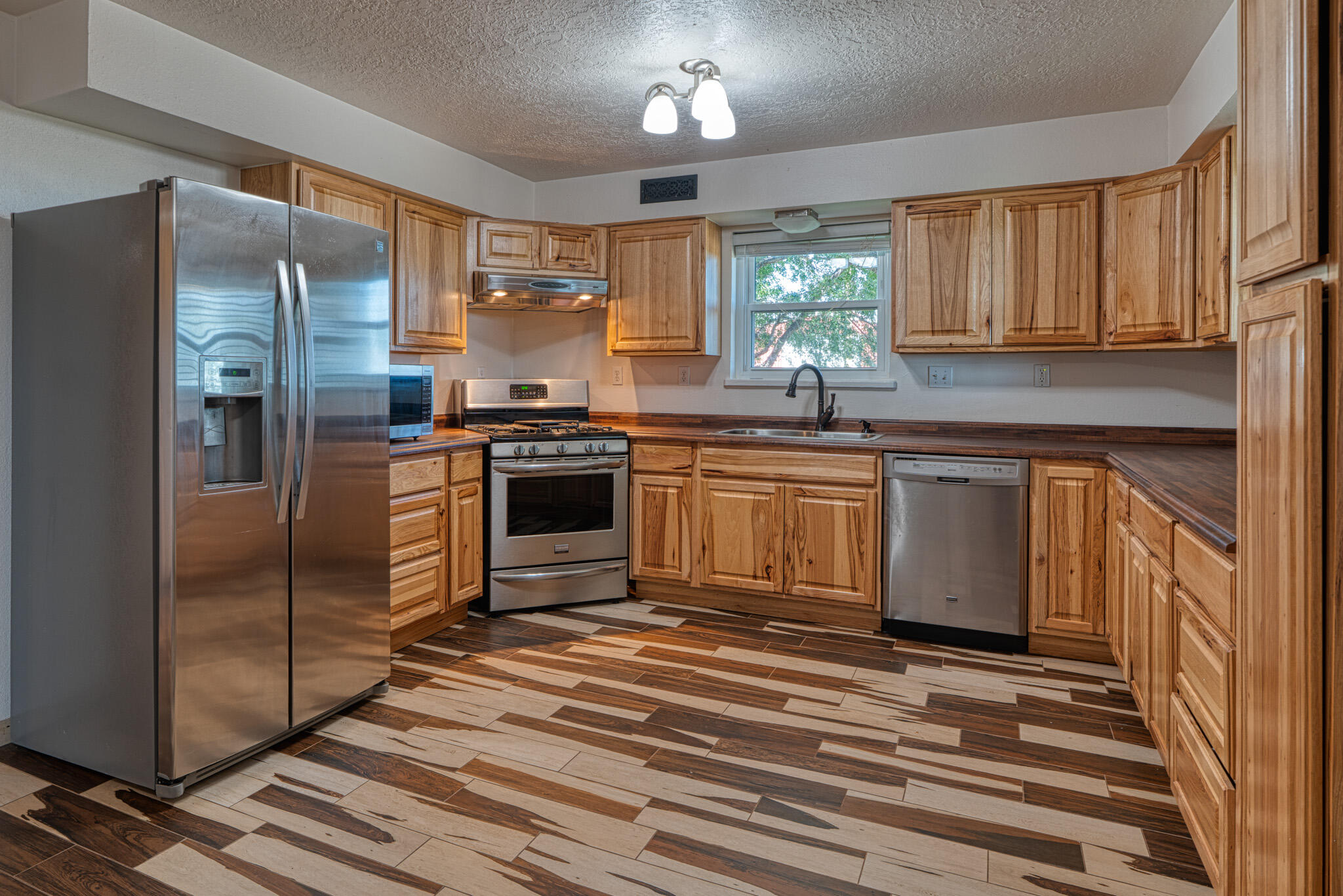 391 West Howell Road Estancia, NM 87016 - Photo 8 of 45 Gallery Image 8