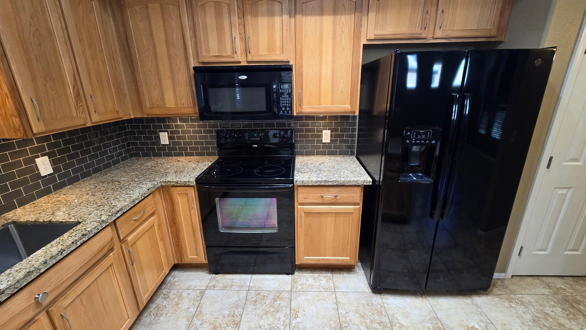 16825 North 14th Street, Unit 21 Phoenix, AZ 85022 - Photo 8 of 22 Photo #8
