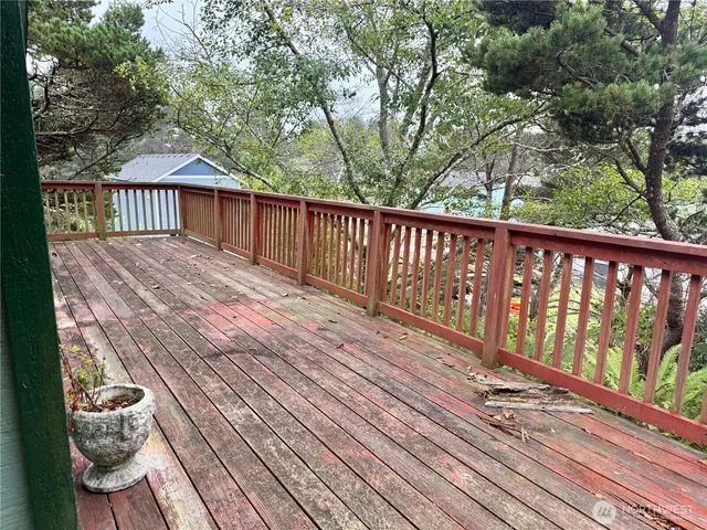 $135,000 | 401 South Starr Street, Westport, WA 98595