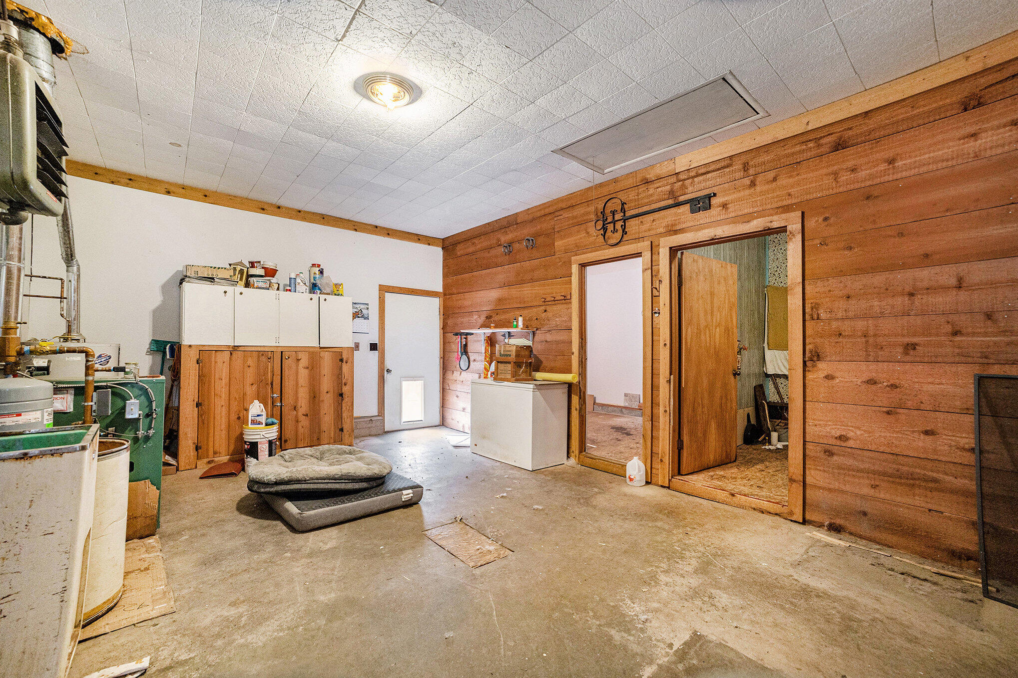 8813 Heights Ravenna Road Ravenna, MI 49451 - Photo 26 of 46 Utility room...