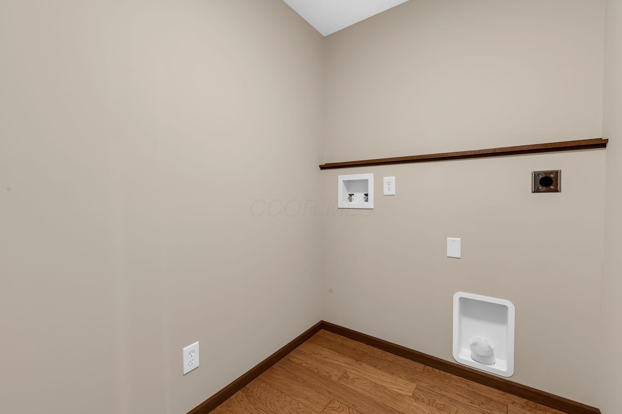 1270 Carriage Road Powell, OH 43065 - Photo 19 of 69 40-web-or-mls-1270CarriageRoad_Hommati10