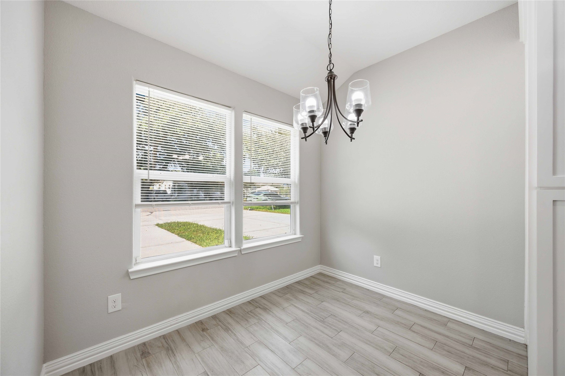 3425 Mt Pleasant Street, Unit B Houston, TX 77021 - Photo 6 of 27
