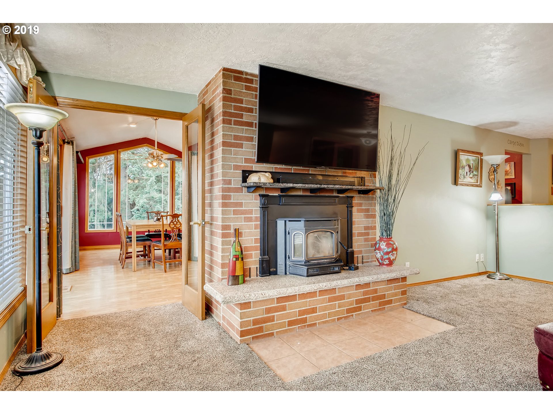 39747 Southwest Blooming Fern Hill Road Cornelius, OR 97113 - Photo 7 of 32 Gallery Image 7