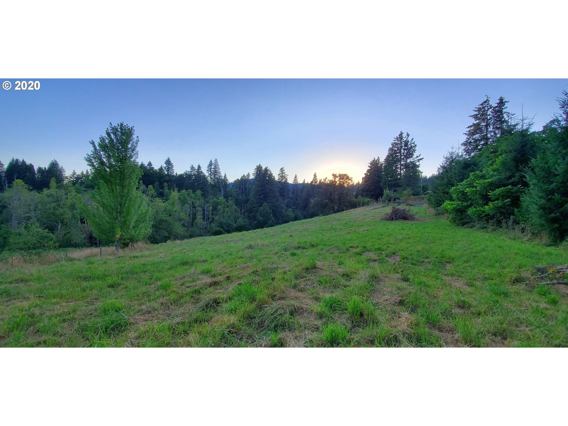 612 Butler Loop Road Stevenson, WA 98648 - Photo 2 of 15 Gallery Image 2