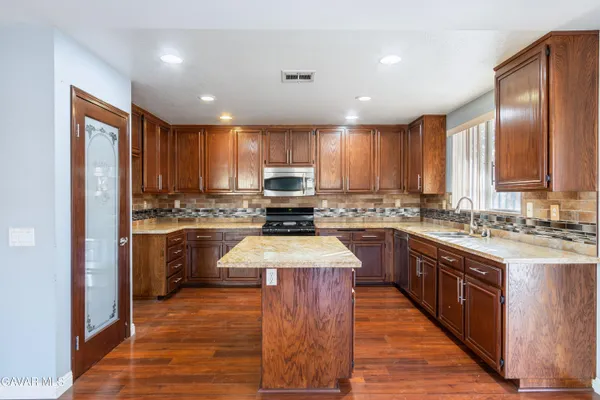 $530,000 | 44103 Sundance Court, Lancaster, CA 93535