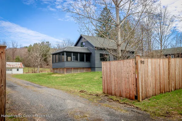 $538,000 | 918 Highway 203, Chatham, NY 12037