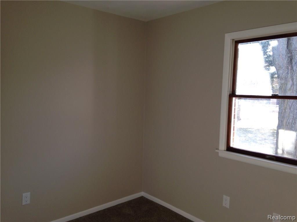 1045 North Kane Road Webberville, MI 48892 - Photo 19 of 48