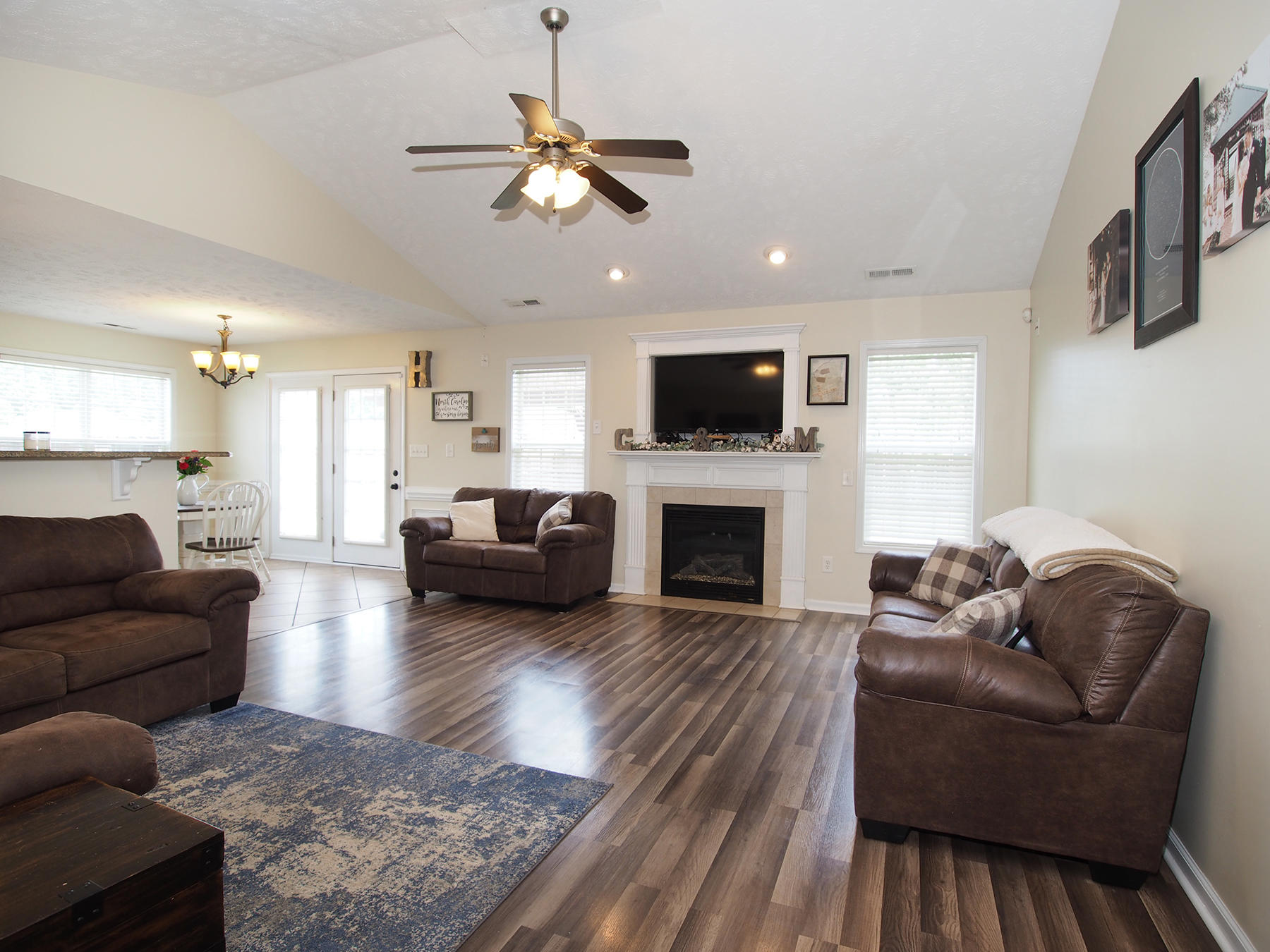 405 Long Acre Road Rincon, GA 31326 - Photo 8 of 32 living2