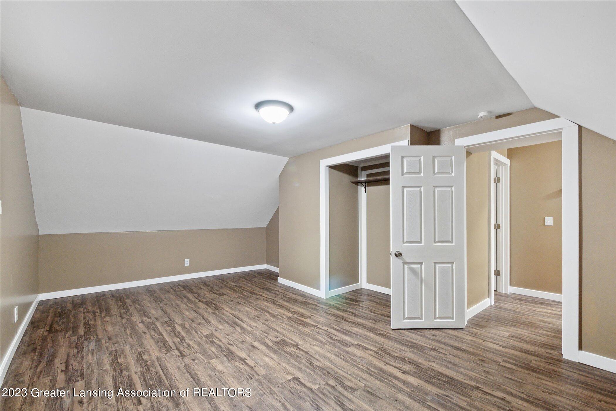 322 Maple Street Charlotte, MI 48813 - Photo 29 of 44 29-322-Maple-St-Charlotte-MI-48813-Windo