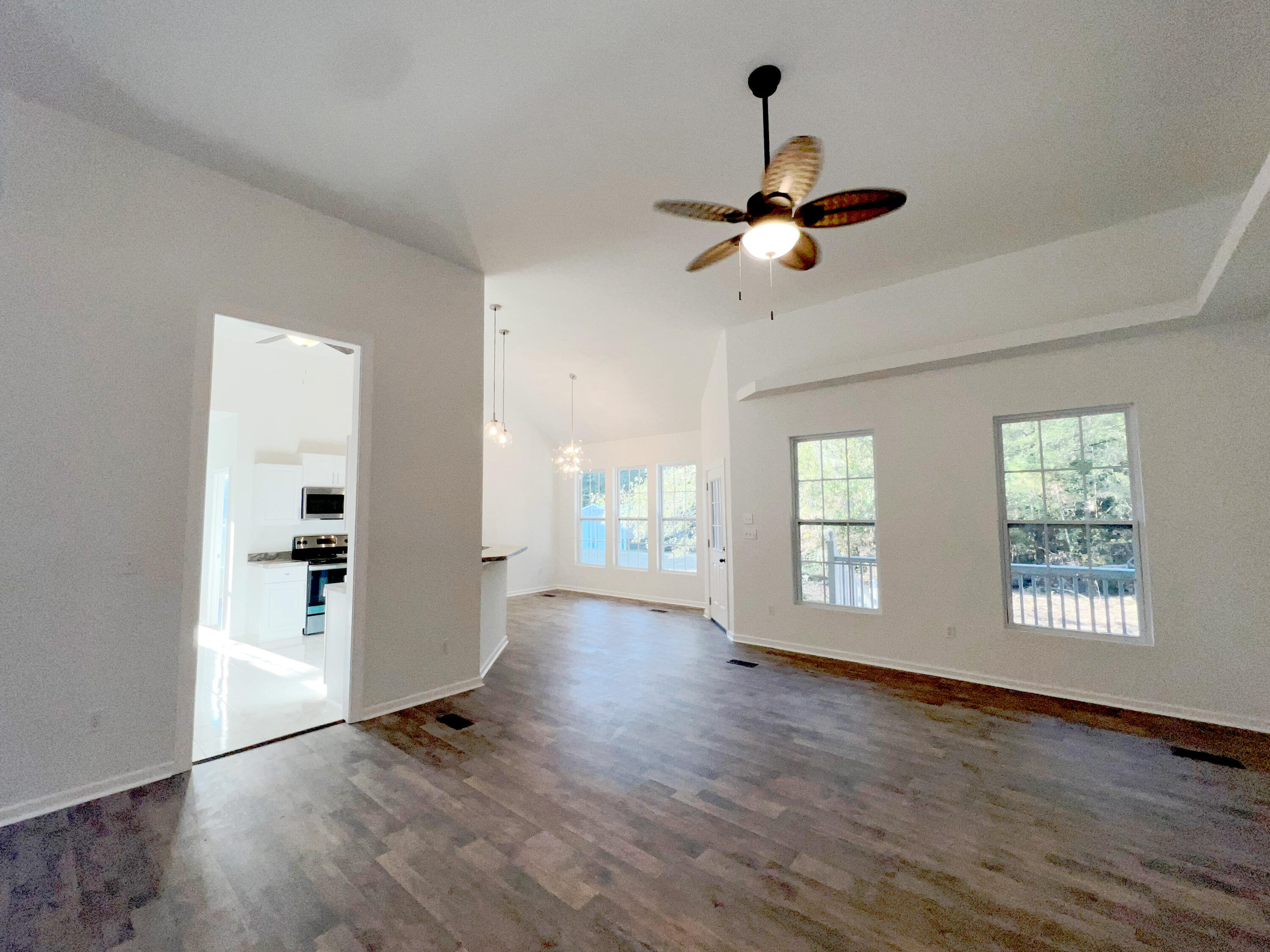388 Emerald Street Walterboro, SC 29488 - Photo 23 of 43 IMG_1744
