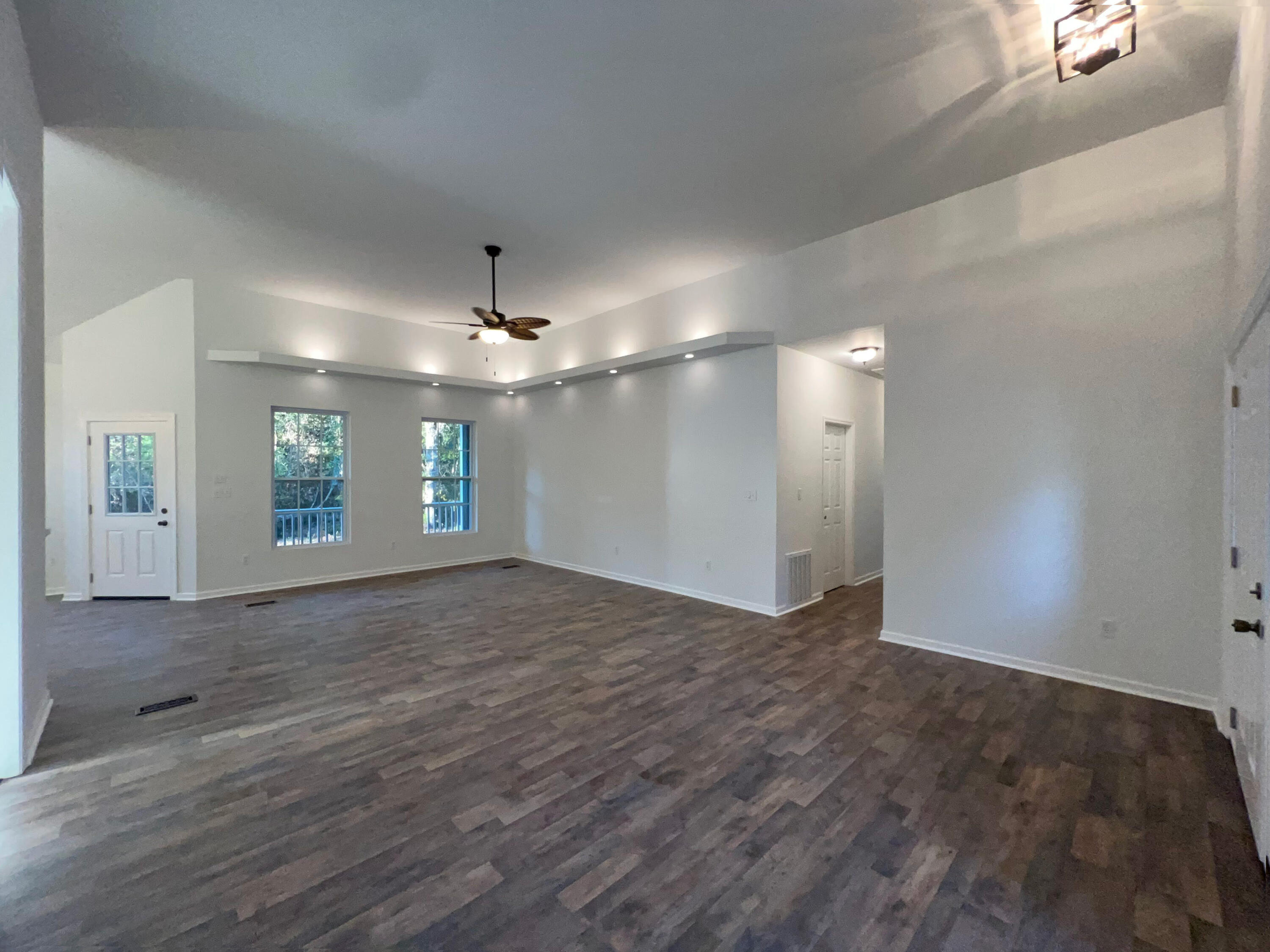 388 Emerald Street Walterboro, SC 29488 - Photo 10 of 43 IMG_1763