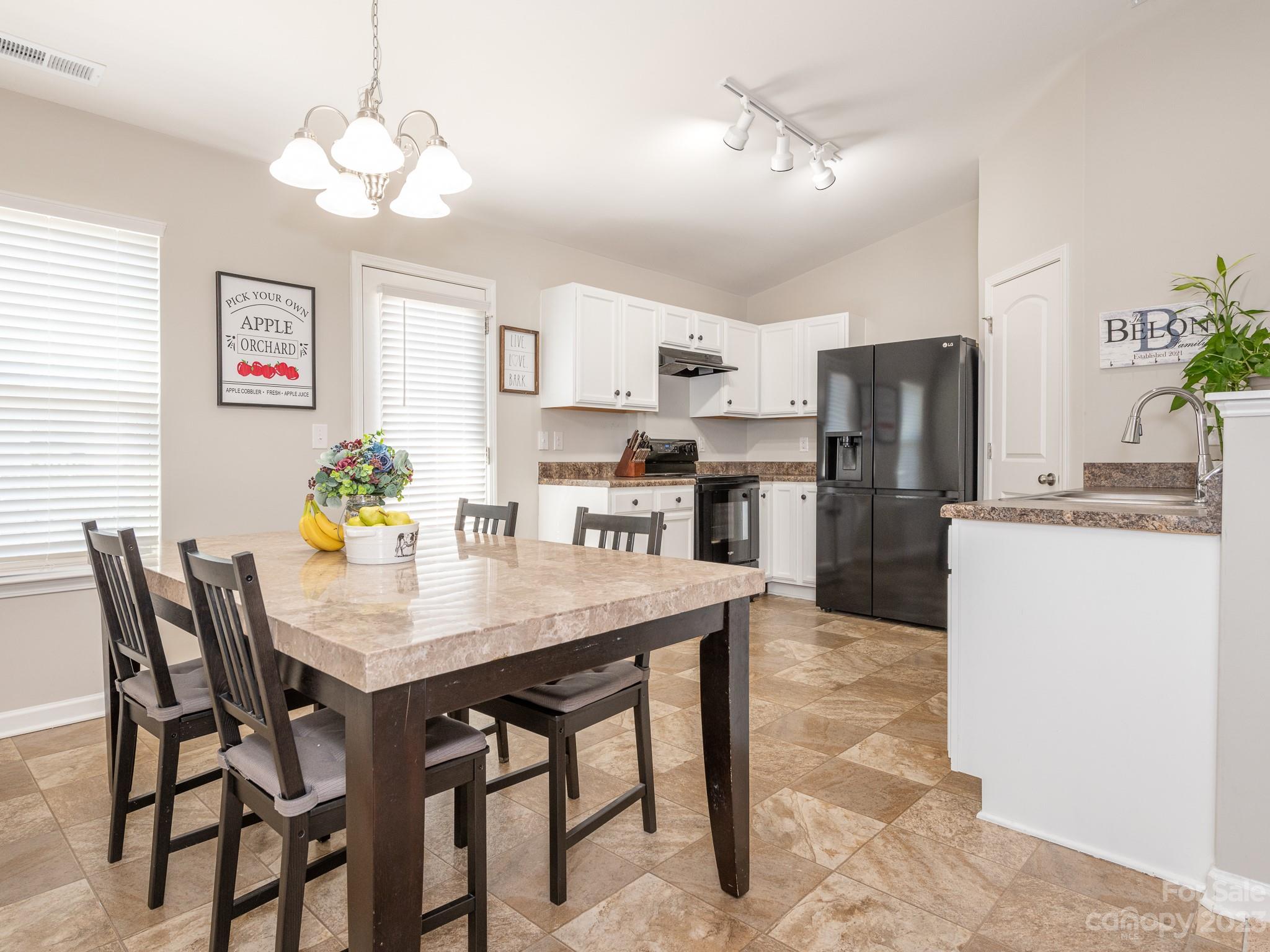 853 Finley Road Rock Hill, SC 29730 - Photo 2 of 14 Gallery Image 2